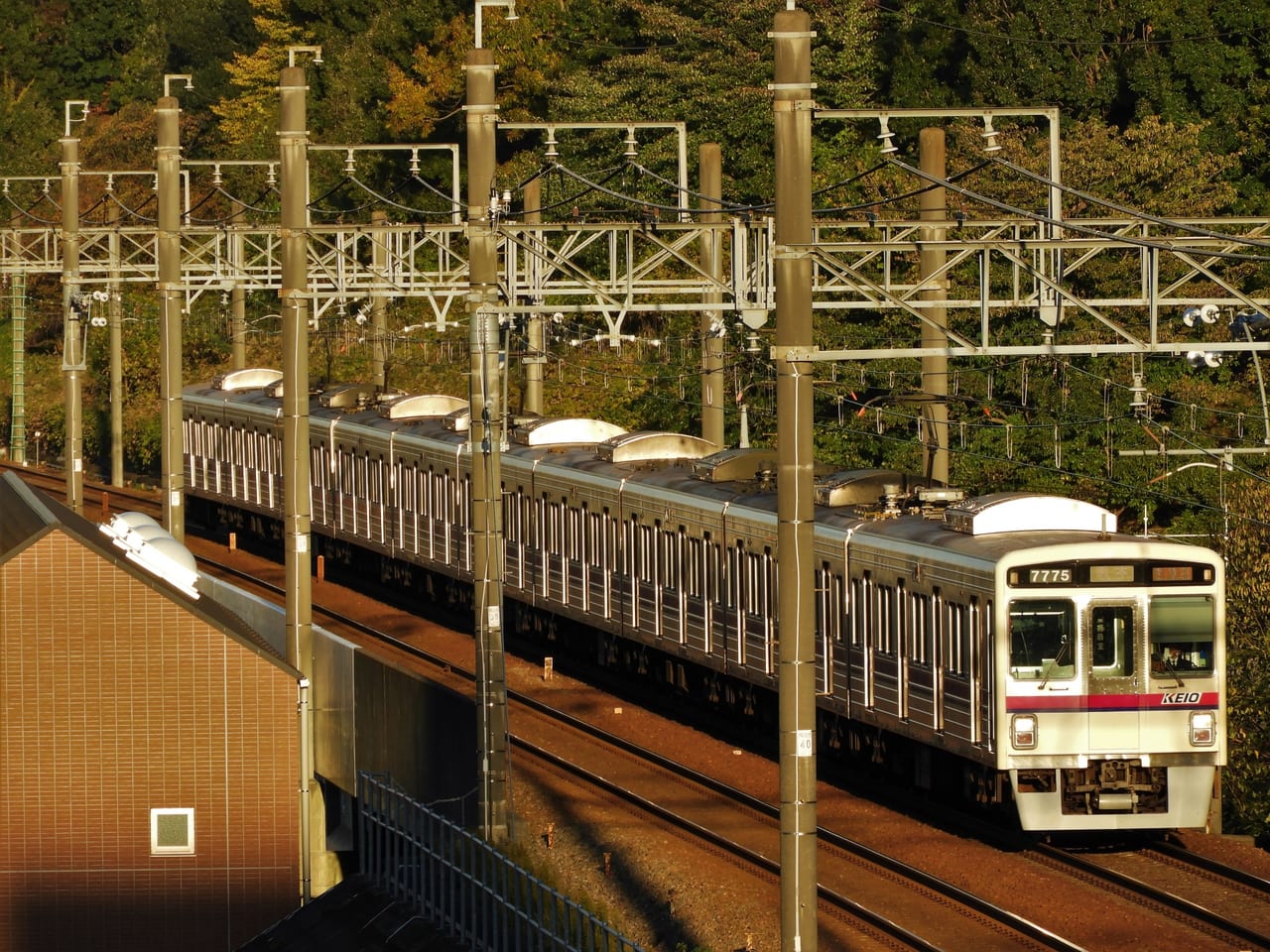 京王電鉄